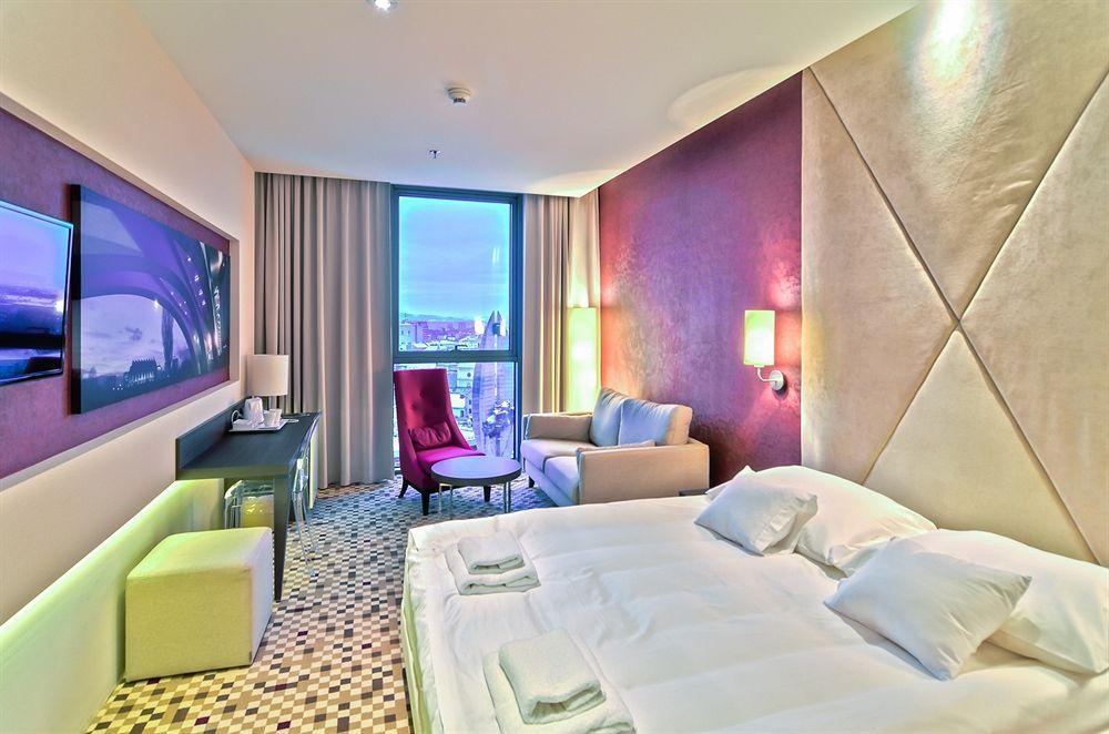 Hotel Rzeszow Ngoại thất bức ảnh