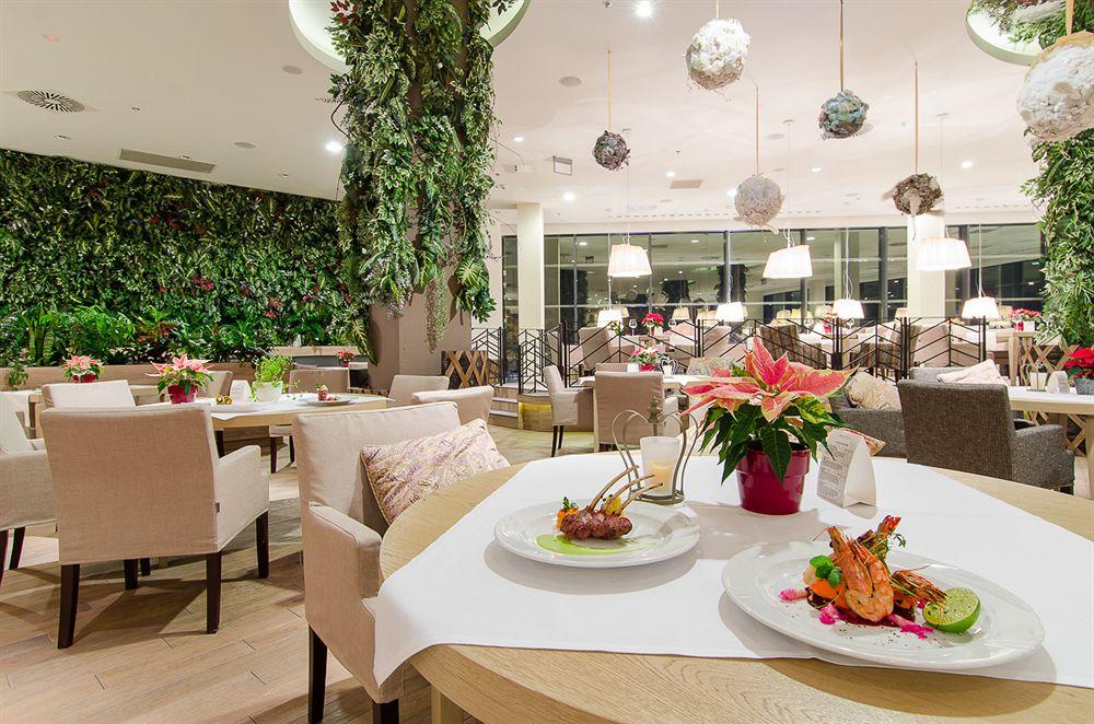 Hotel Rzeszow Ngoại thất bức ảnh