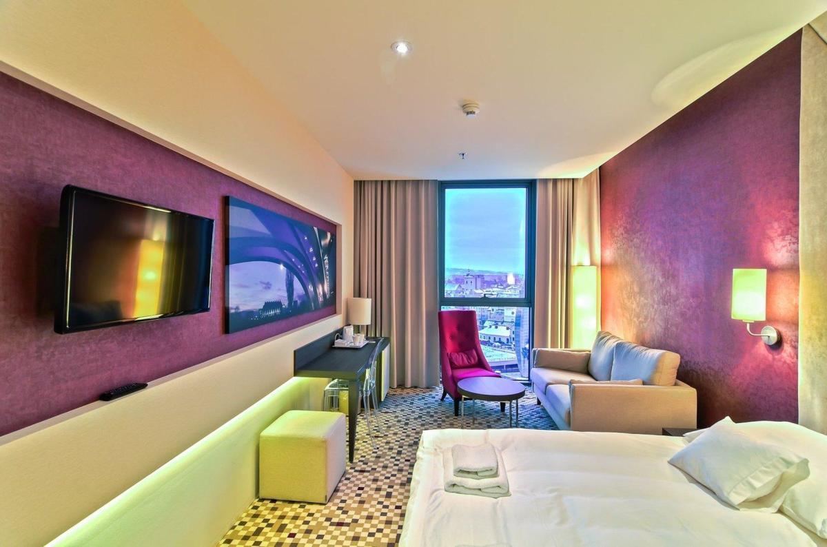 Hotel Rzeszow Ngoại thất bức ảnh