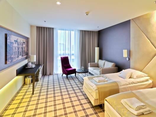 Hotel Rzeszow Ngoại thất bức ảnh