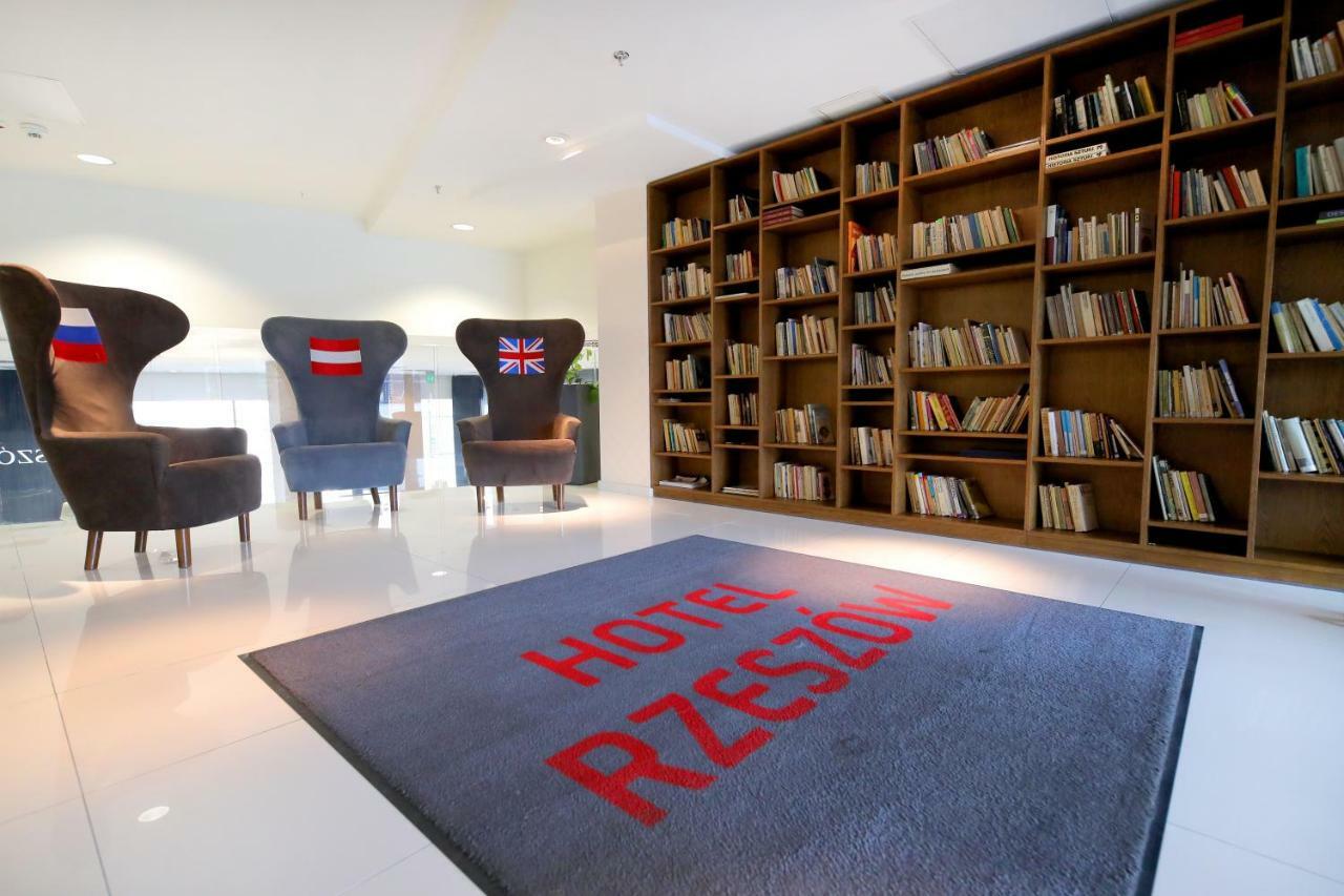 Hotel Rzeszow Ngoại thất bức ảnh