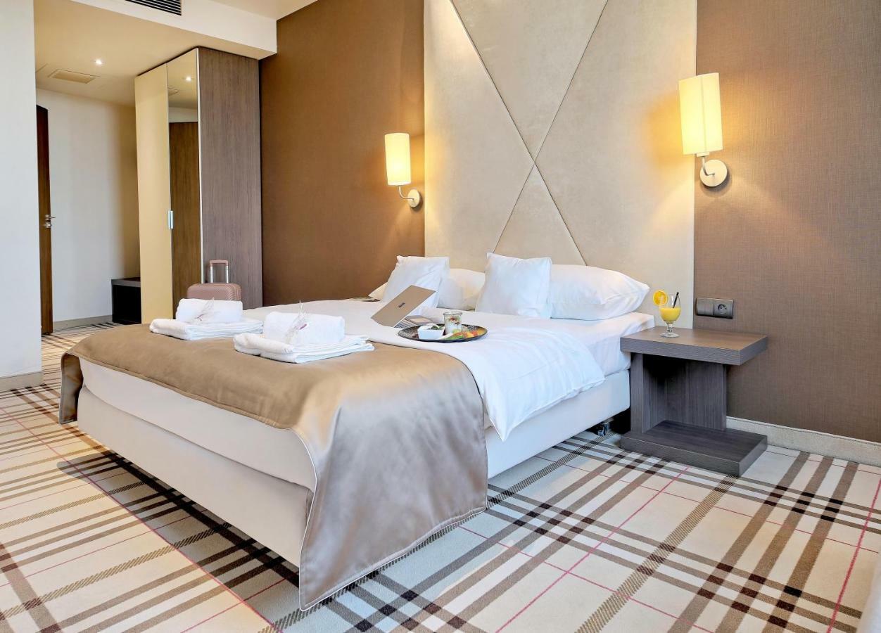 Hotel Rzeszow Ngoại thất bức ảnh