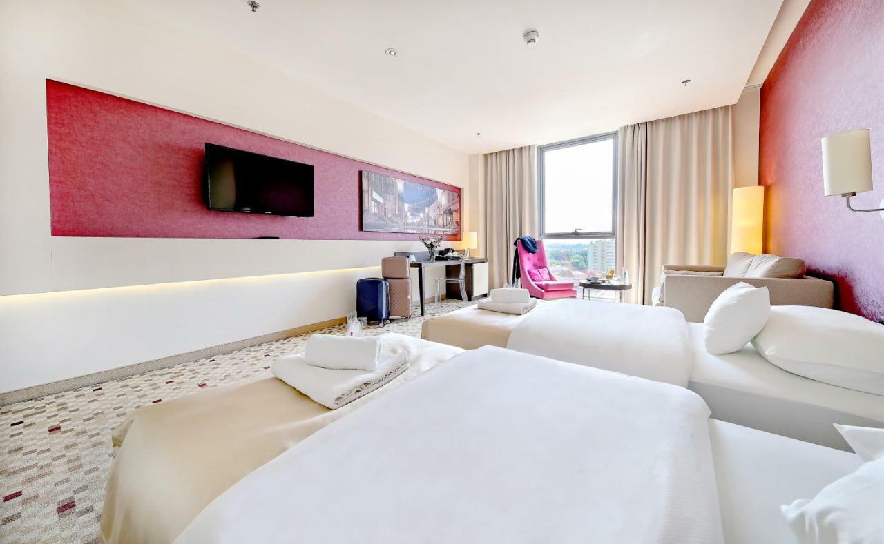 Hotel Rzeszow Ngoại thất bức ảnh