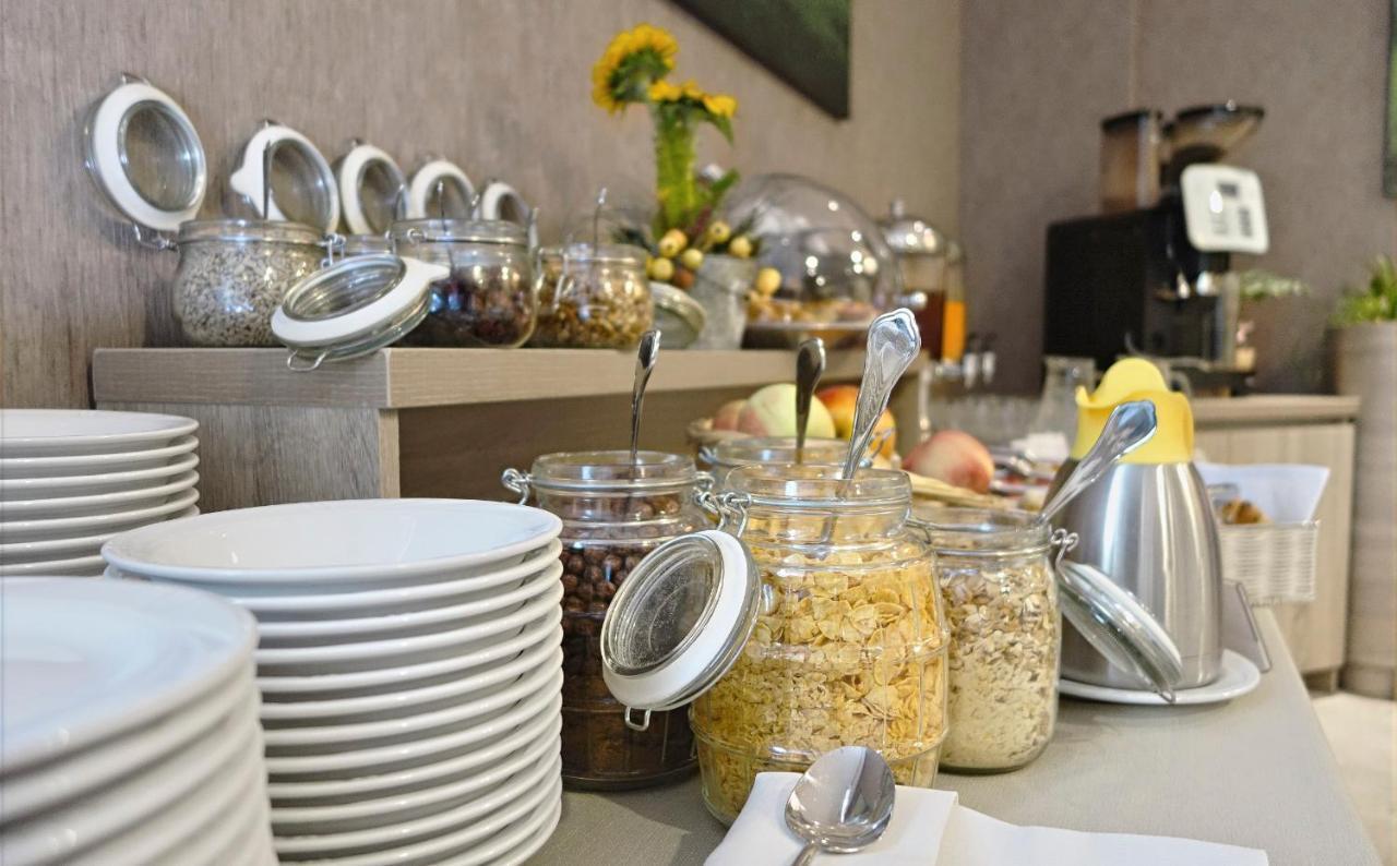 Hotel Rzeszow Ngoại thất bức ảnh