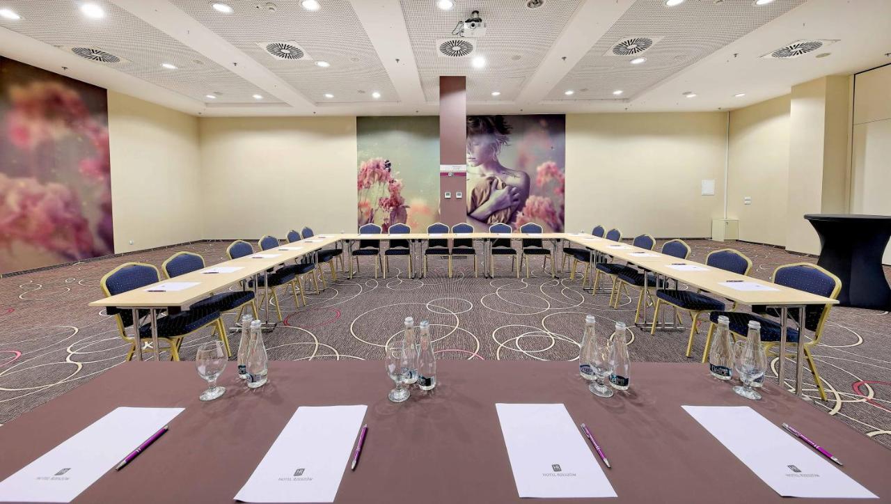 Hotel Rzeszow Ngoại thất bức ảnh